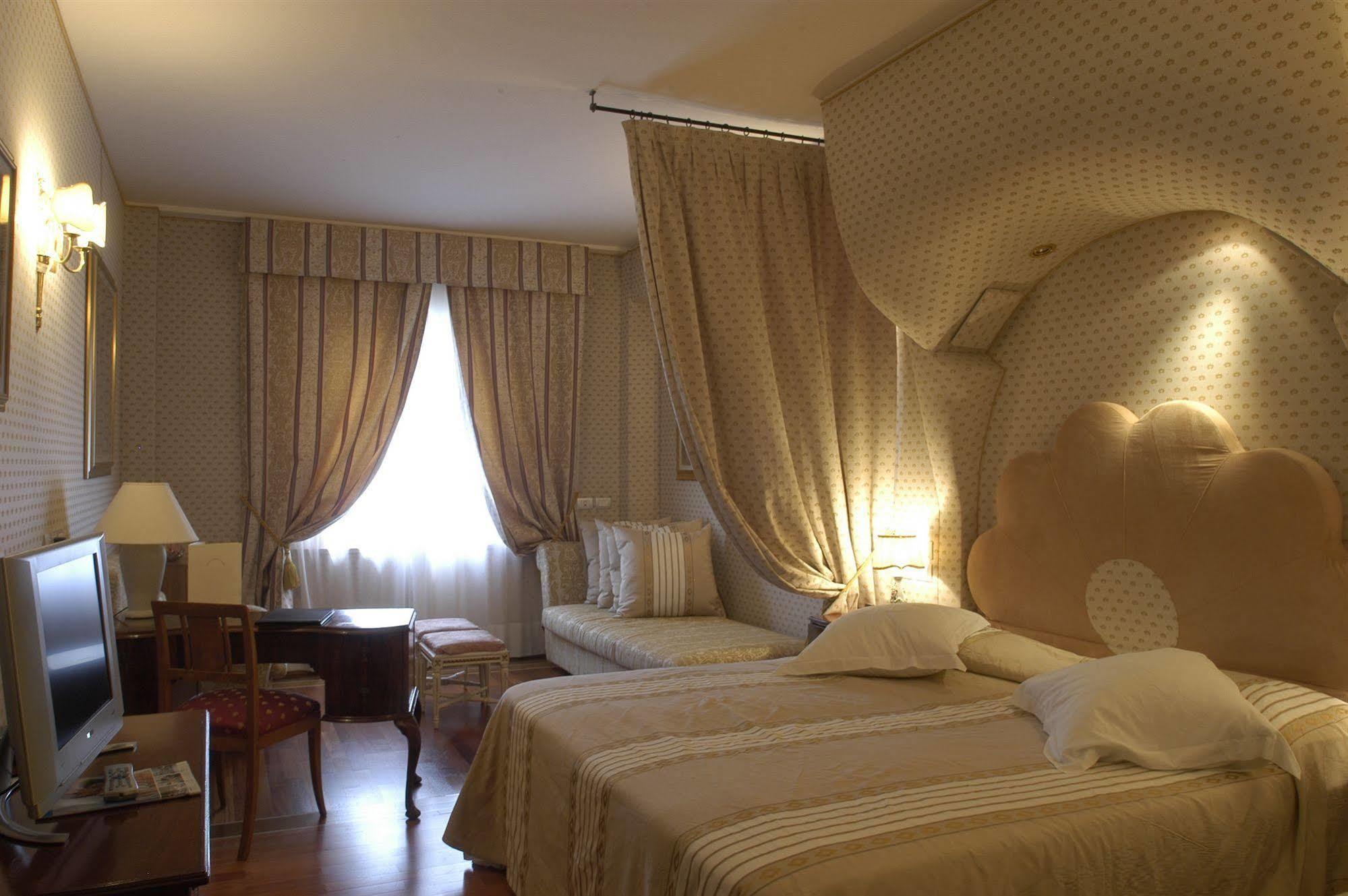 Hotel Tosco Romagnolo Баньйо-ді-Романья Екстер'єр фото
